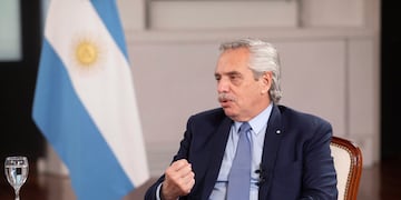 Alberto Fernández en China. (AP)