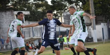 Camioneros le ganó a Juniors de visitante y manda en Primera, junto a Universitario (Gentileza Agustín Córdoba prensa Juniors).