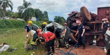 Accidente fatal en Campo Viera: un automovilista fallecido.