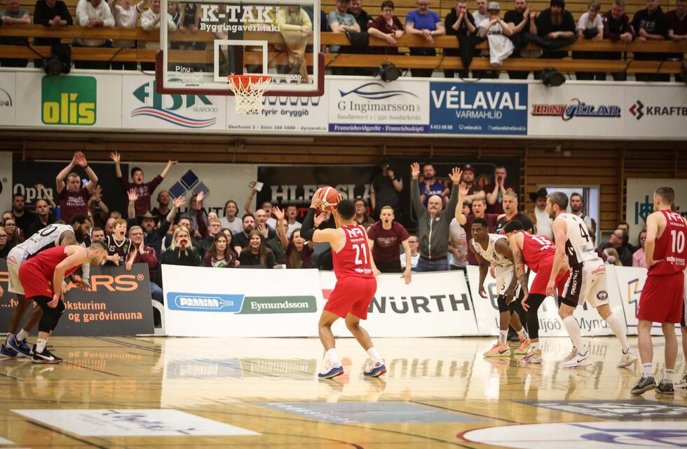 El equipo de Bertone cayó de visita ante el Tindastoll por la Liga de Islandia
