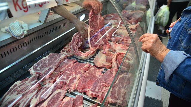 Inflación descontrolada: cuál es el presupuesto a tener en cuenta para hacer un asado en Navidad. (Foto: Pedro Castillo / Archivo)
