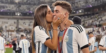 Julián Álvarez y Emilia Ferrero. (Foto de Instagram)