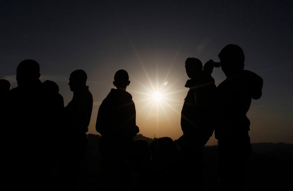 “Eclipsers”, cómo son los locos de la astronomía que peregrinaron a la Patagonia en plena pandemia