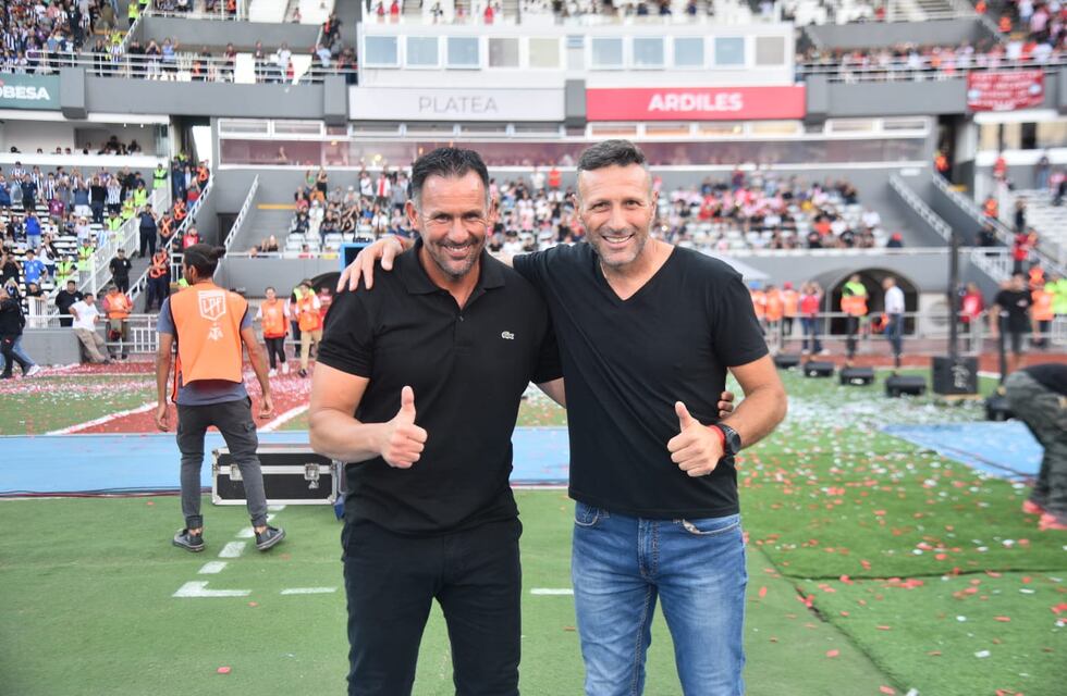 Talleres e Instituto vuelven a cruzarse y sus hinchas más conocidos arriesgan: ¿quién gana?