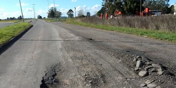 Así es el deplorable estado de la ruta que une Tandil con Ayacucho