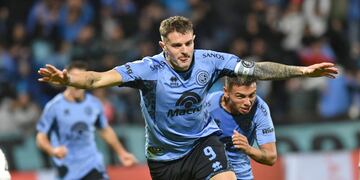 Belgrano Banfield por la fecha 21 del torneo de primera división en el Gigante de Alberdi.