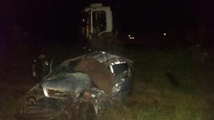 Tragedia en la Ruta 12: un hombre murió en un choque frontal en Puerto Esperanza.