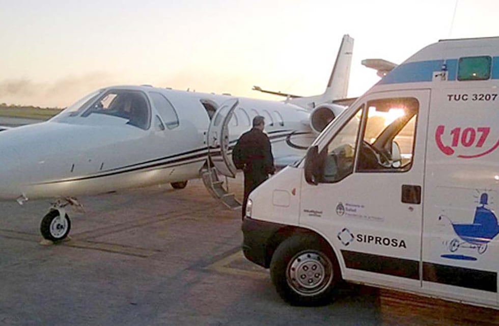 Un vuelo sanitario, dos historias: operativo de aeroevacuación desde Tucumán a CABA