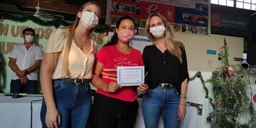 La Oficina de Empleo hizo entrega de certificados por el cierre de actividades.