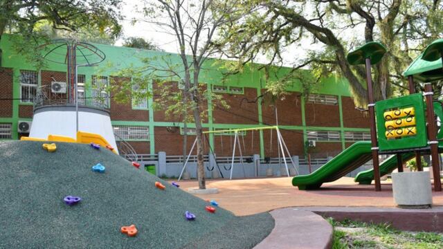 Piden instalar juegos para la primera infancia en los espacios públicos de Rafaela.