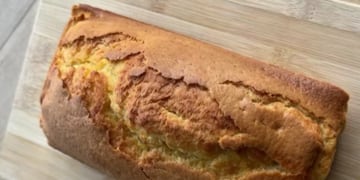 Cómo hacer un budín de naranja sin horno en menos de 40 minutos: la receta para salvar la merienda