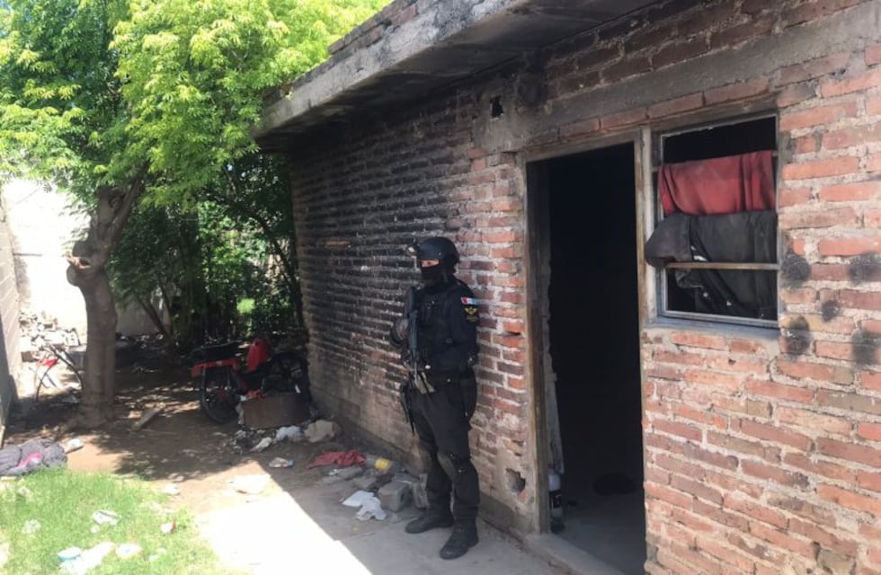 Arroyito: 4 hombres detenidos por la FPA por venta de estupefacientes