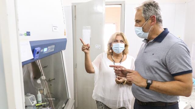 Sonia Martorano inauguró el laboratorio de biología molecular en Rafaela