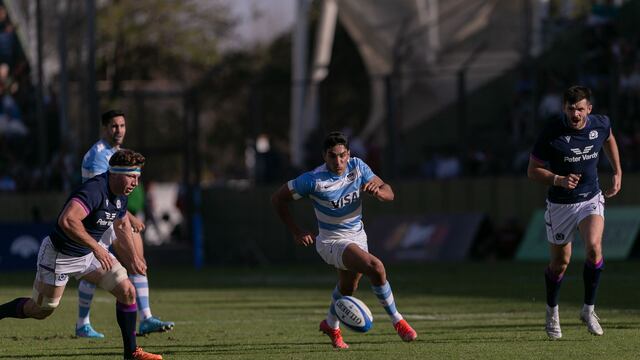 El cordobés Santiago Carreras en el partido de Los Pumas ante Escocia en Salta. (Prensa UAR)