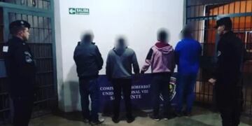 Cuatro detenidos por robo a mano armada en El Soberbio.