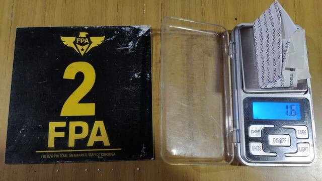 Narco literario. Envolvía droga en hojas del libro "El Fantasma de Canterville" de Oscar Wilde.