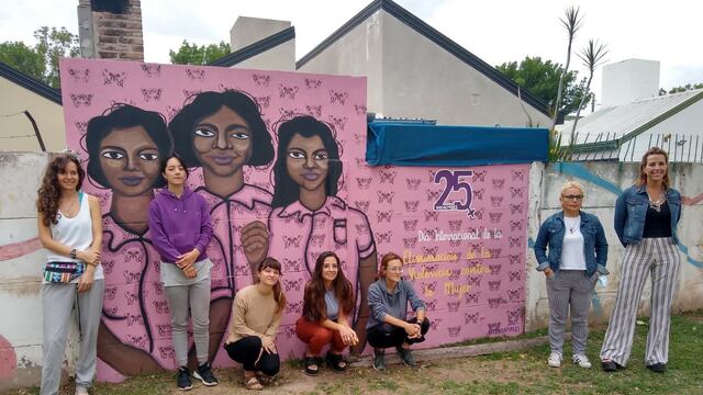 Mural realizado en la Plazoleta Suiza, contra la violencia hacia la mujer