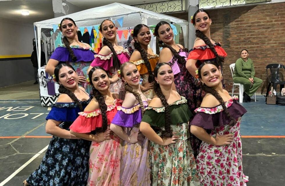 La Escuela Municipal de Danzas recibió varios premios y reconocimientos en San Jorge