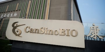 El Gobierno cerró un acuerdo con el laboratorio CanSino para la provisión de vacunas de monodosis.