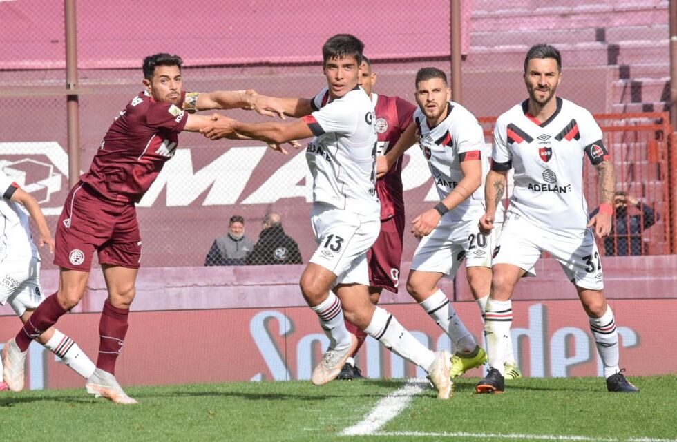 Newell’s venció 2 a 1 a Lanús en la Fortaleza y recuperó la alegría