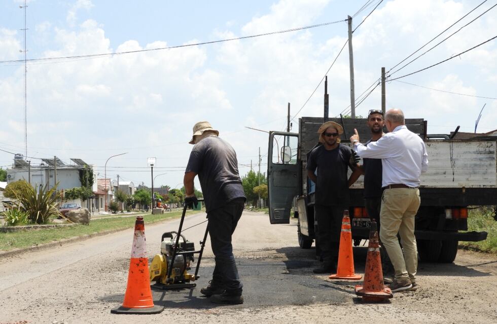 El Municipio continúa con los trabajos de bacheo