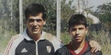 El día que Sergio "Kun" Agüero posó con la camiseta de River