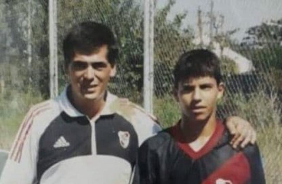 Kun Agüero reveló el trasfondo de su foto con la camiseta de River: la vez que pudo ser del Millonario