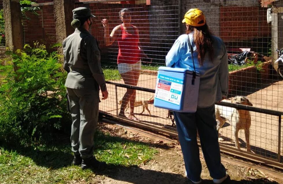 Campaña de vacunación contra el COVID en Puerto Iguazú