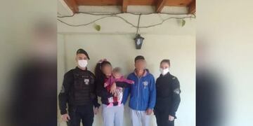 Policías salvaron la vida de una beba que no podía respirar.