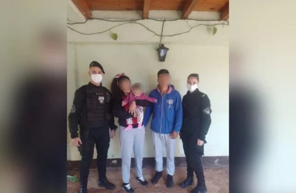 Policías salvaron la vida de una beba de siete meses que no podía respirar