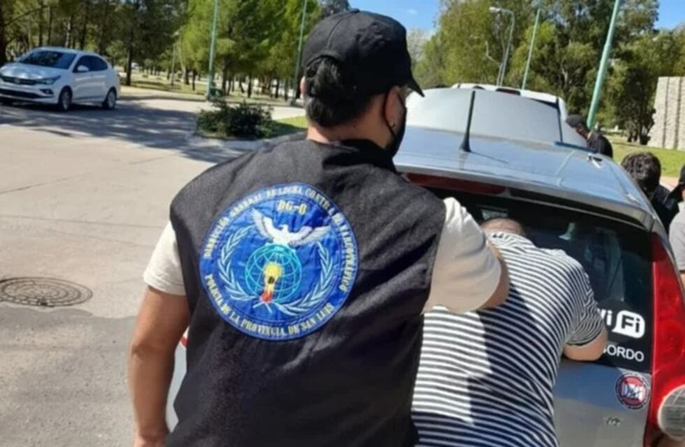 Un remisero llevaba más de 6 millones de pesos en cocaína: fue detenido