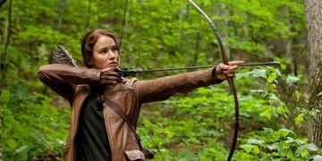 Jennifer Lawrence es Katniss Everdeen, la heroína de “Los juegos del hambre”.