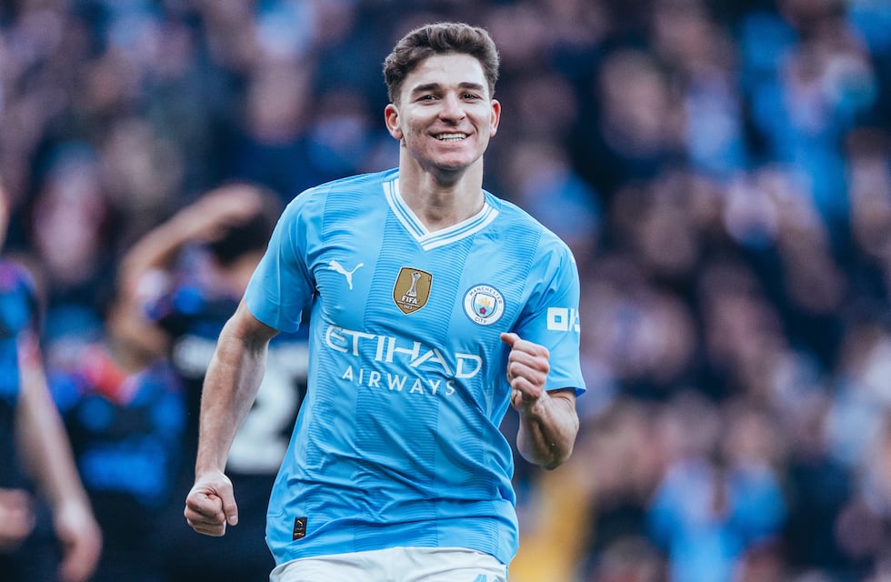 El tierno motivo por el que Julián Álvarez conmovió a los hinchas de Manchester City