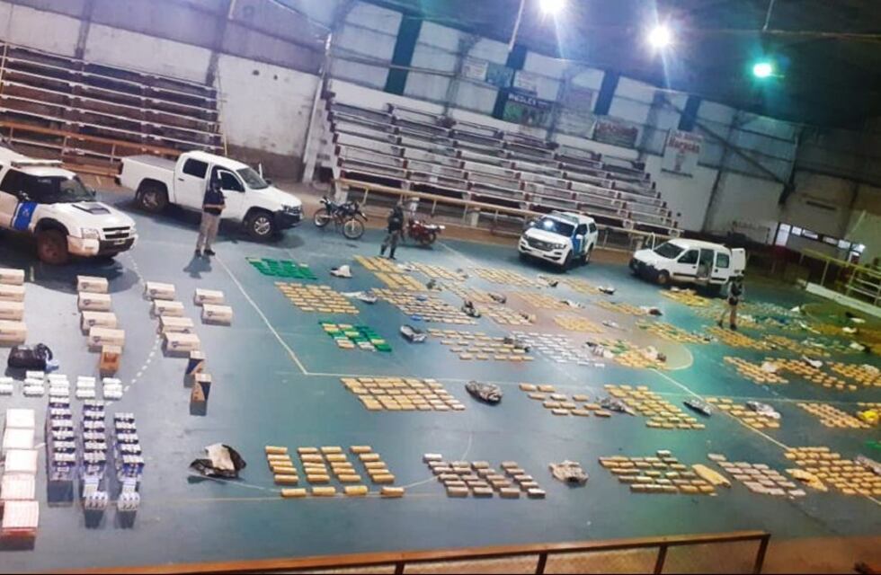 Contrabando en Misiones: Prefectura Naval incauta casi una tonelada de marihuana