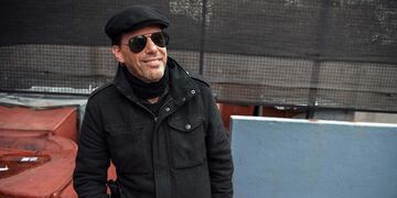 Enrique Chalar, conocido popularmente como Pil Trafa, fue uno de los mayores referentes del punk a nivel continental. (Télam/Twitter).