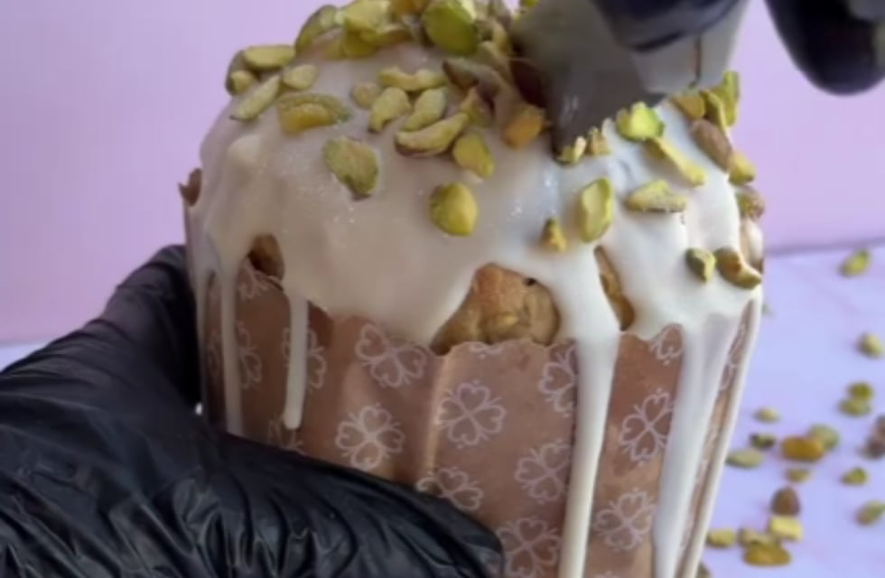 Cómo hacer pan dulce de pistacho: la receta ideal para sorprender en Navidad 2025