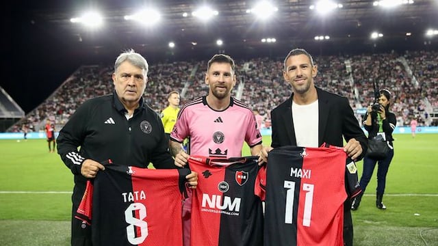 Lionel Messi y Gerardo Martino fueron protagonistas del partido en el DRV PNK Stadium.