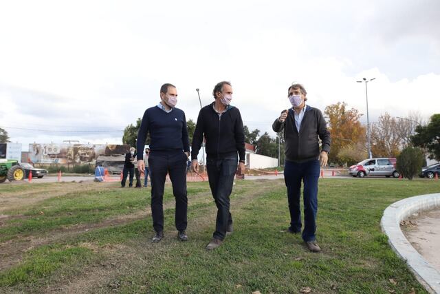 El ministro Gabriel Katopodis recorrió obras en San Rafael junto a Emir Félix.
