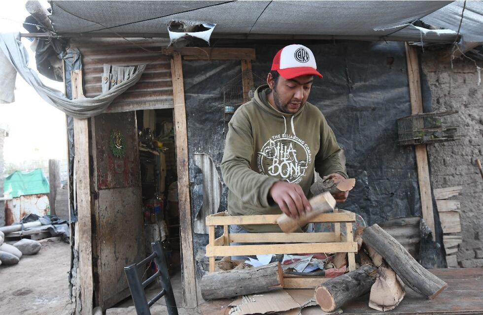 Cómo es vivir sin gas natural en el frío invierno de Mendoza