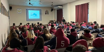 Charla sobre "Mi primer licencia de conducir"