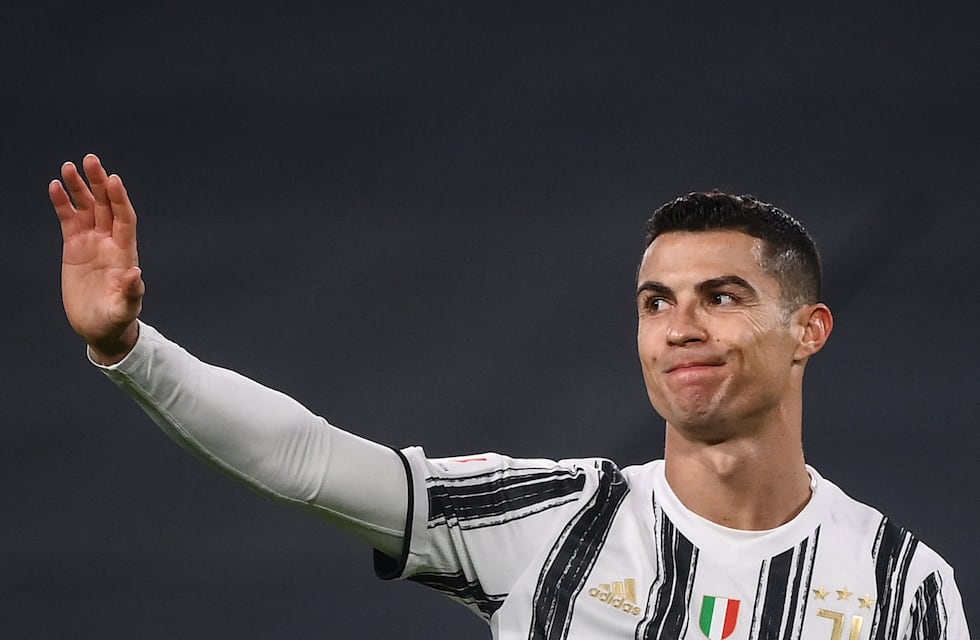 Cuánto pagó Manchester United a Juventus por Cristiano Ronaldo