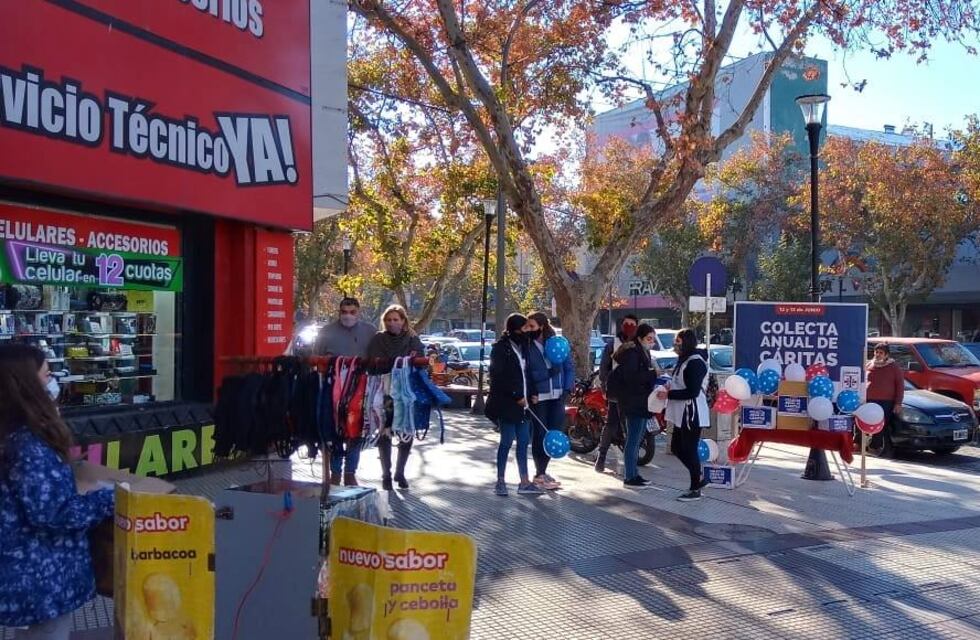 Histórico operativo de Cáritas: reunieron más de $2.000.000