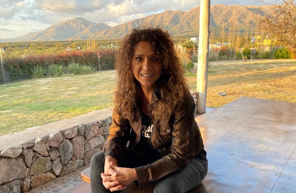 Rodeados de naturaleza: así es la increíble mansión de Patricia Sosa y Oscar Mediavilla en Córdoba