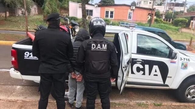 Exitosos operativos policiales contra picadas ilegales y robo de motocicletas en Misiones.