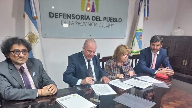 El convenio de colaboración permitirá agilizar trámites y evitar el viaje a la capital jujeña de personas del interior que requieran atención de la Oficina Anticorrupción en sus lugares de residencia.