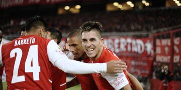 Leandro Fernández marcó de penal el segundo gol de Independiente.