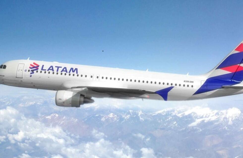 El aeropuerto de Rosario recupera los vuelos a la ciudad peruana de Lima