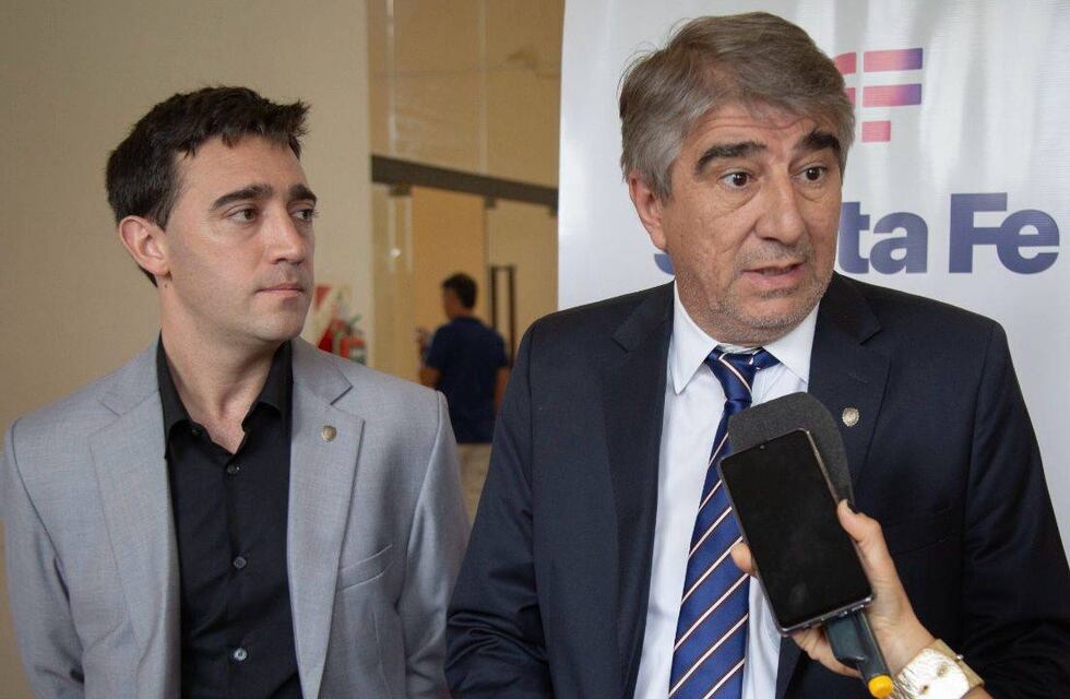 El paro en el Registro de la Propiedad de Rosario encendió la amenaza de descuentos