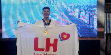 Alejo Santibáñez se consagró campeón en el Argentina Open de Taekwondo, realizado en Mar del Plata.
