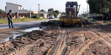Continúan los trabajos en calles de tierra en distintos barrios de Punta Alta